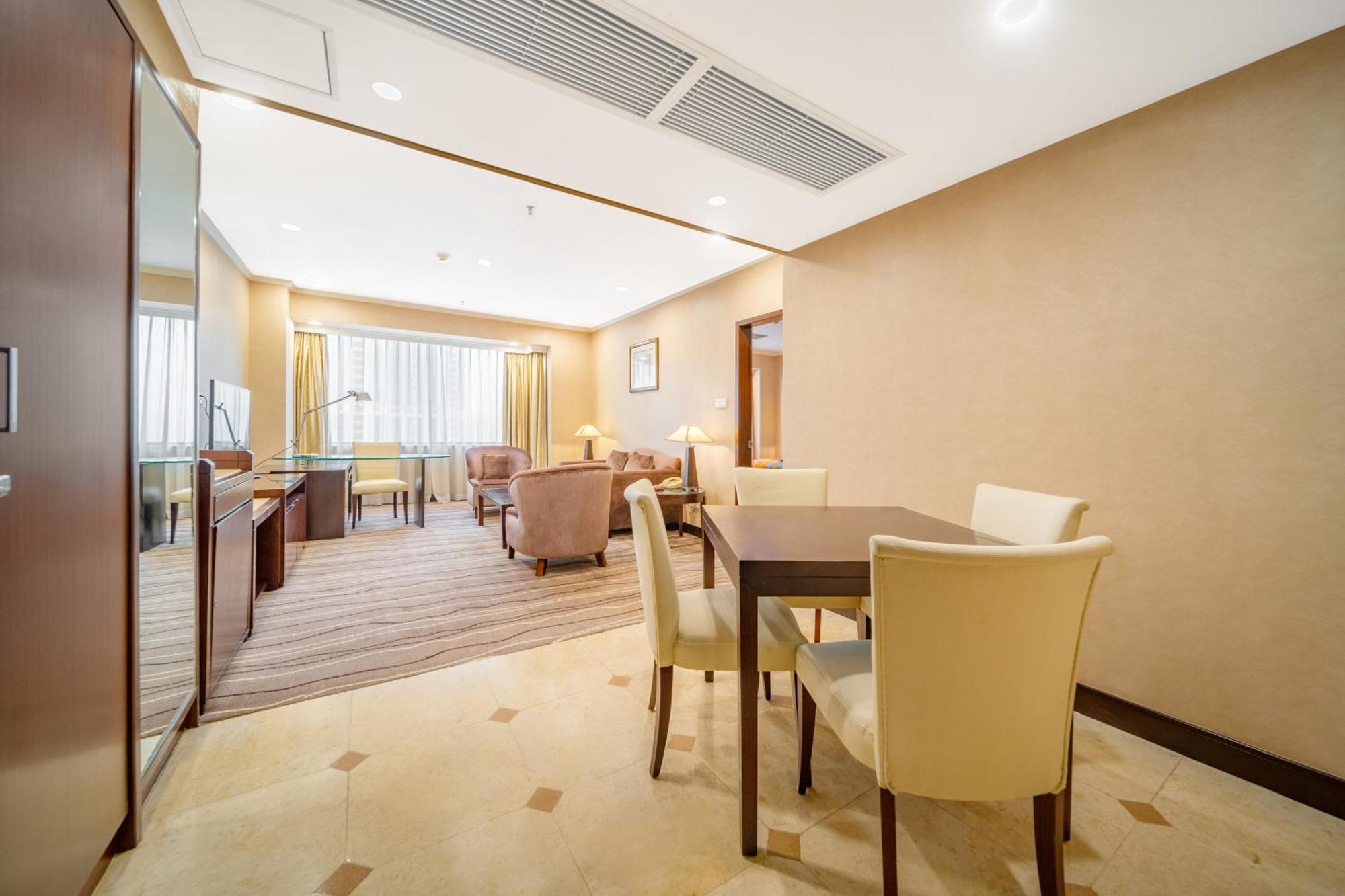 Zhongshan International Hotel Exterior photo