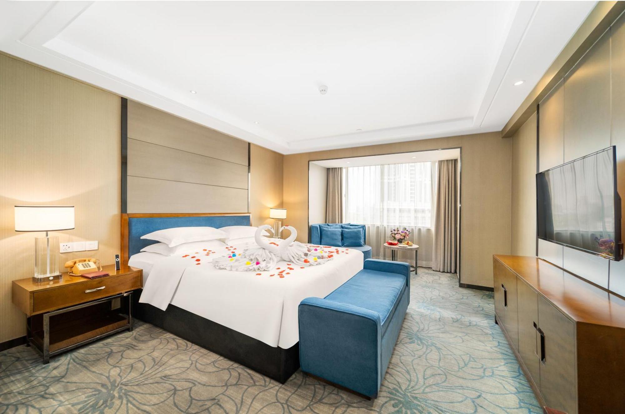 Zhongshan International Hotel Exterior photo